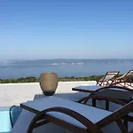 Salina Luxury Pool *