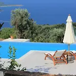Villa Salina Luxury Pool