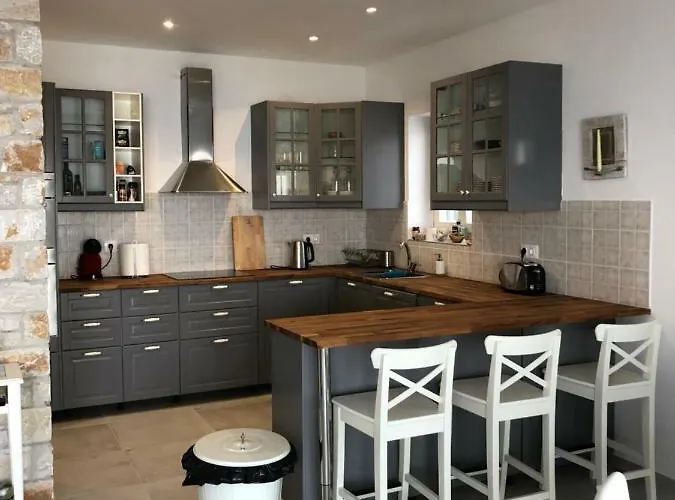 Salina Luxury Pool Kechria