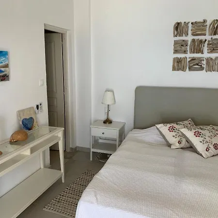 Salina Luxury Pool Villa Kechria