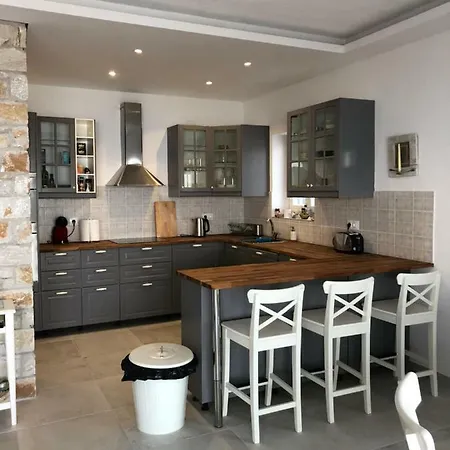 Salina Luxury Pool Kechria