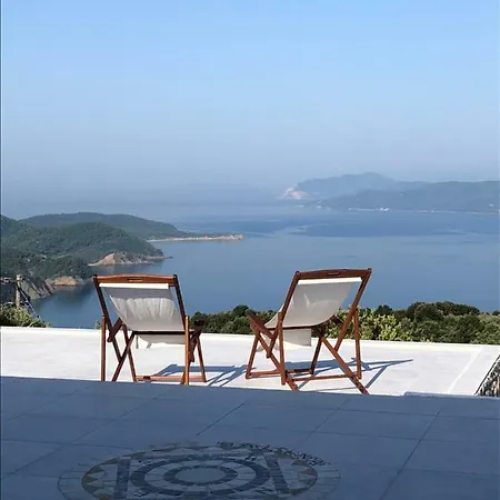 Salina Luxury Pool Villa *