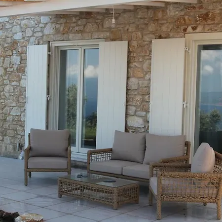 Salina Luxury Pool Villa