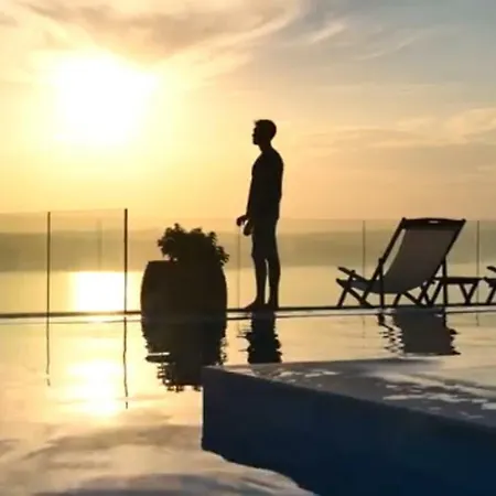 Villa Salina Luxury Pool