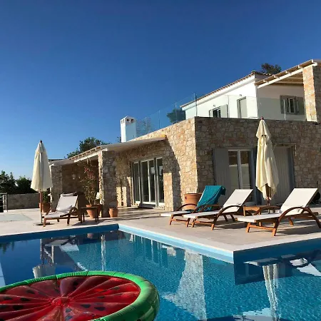 Salina Luxury Pool *