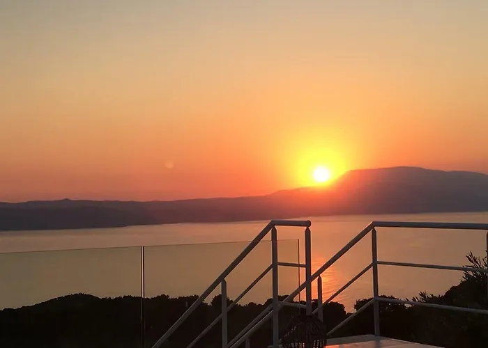 Salina Luxury Pool * Kechria