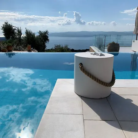 Salina Luxury Pool Kechria