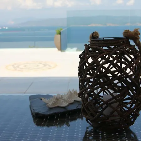 Salina Luxury Pool فيلة