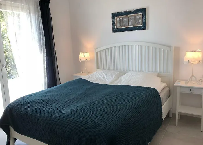 Salina Luxury Pool Willa